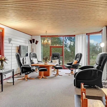 Three-bedroom In Hébergement de vacances Romo
