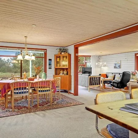 Three-bedroom In Romo