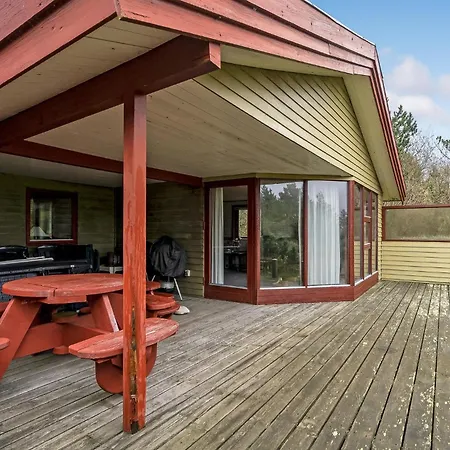 Three-bedroom In Romo